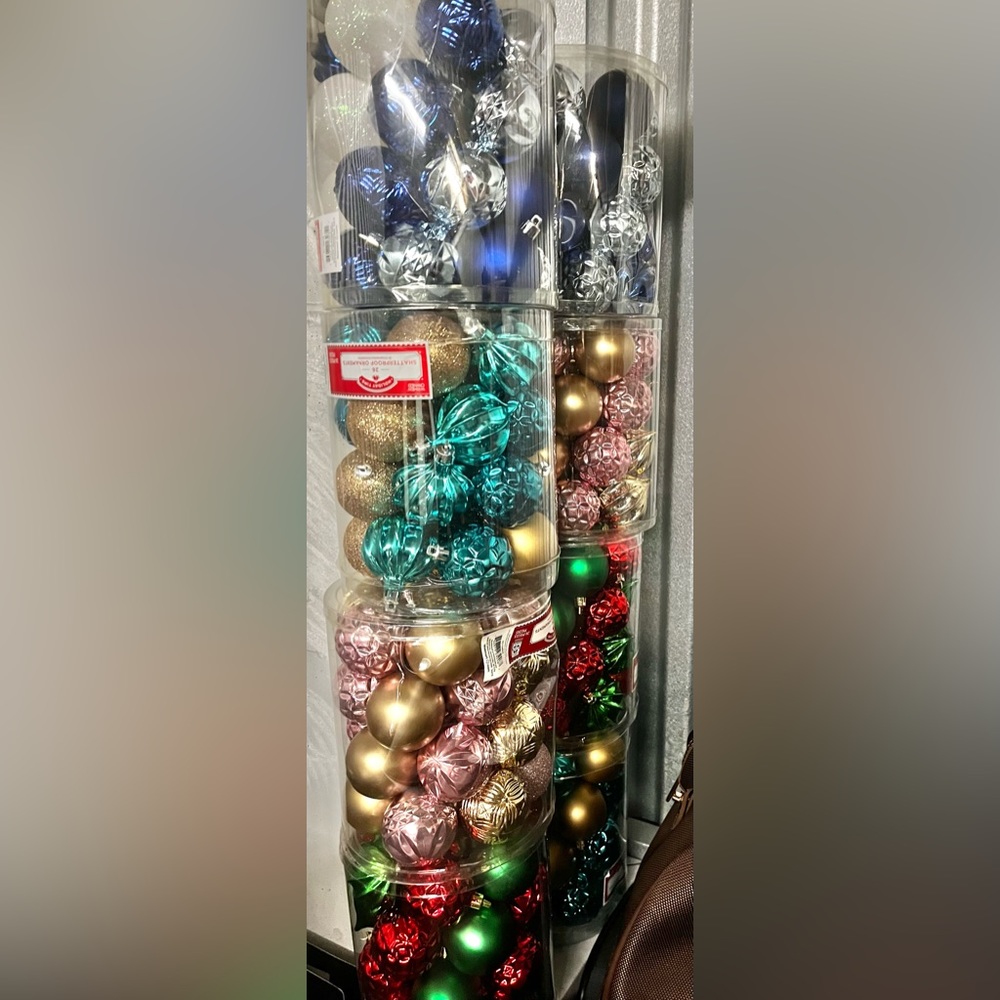Christmas decorations ornaments